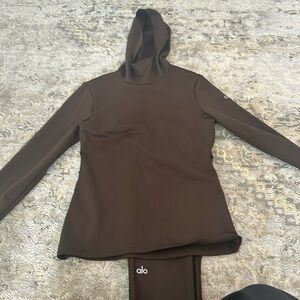 Airlift Winter Warm Hooded Runner